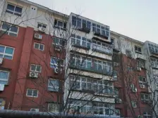 东风南里 小两室 采光充足 老本 房主诚心出售