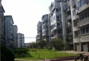 庆丰小区楼层好,精装修,过户便宜