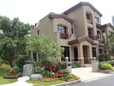 精装修三房全新没住过 高楼层 视野采光好。