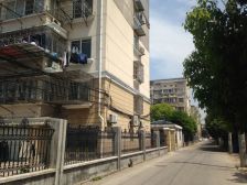 户型方正,采光好,配套齐全,生活方便