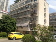 建都新村 实验旁 满五年 带院子 随时看