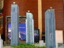 解放碑CBD,次新小区,日月光, 视野开阔 双轻轨