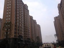 U派复式电梯房,精装修拎包入手,老证,出行方便