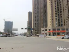 诚心出售尹山湖一线湖景前排133平大四房