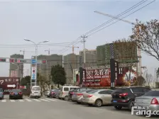 精装顶层边户 采光视野好 诚心出售 寻找有缘人