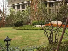 万象城旁悦锦湾业主急售,精装三房,楼层好采光佳。