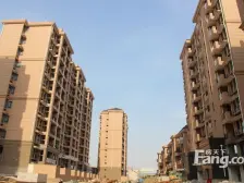 元和 晨曦怡庭 洋房社区 装修三房保养好 送大阳台 中间楼层