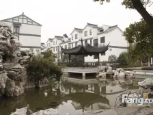 寿桃湖旁 金山别墅 苏式园林洋房 环境好近湖边