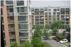 精品跃层得房率高采光足高层楼好地段诚心卖