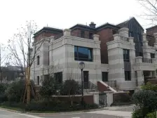 新上笋房!奢豪精装修+绿地3期联排别墅1!