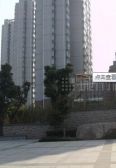舒适环境,200平大面积顶楼,你值得拥有