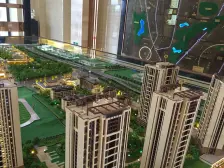 巴国城商圈 喜鹊小高 经典双卫 视野好 小区新