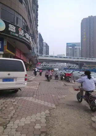 新鸿基花园