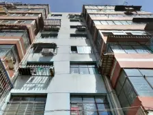 四角楼 花园东 钢混结构 东西通透 院子可停车 铁一