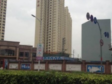 名巨精装双阳台二房出售,满五唯一无欠款,中高楼层