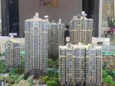 边位别墅 前后花园200平 可扩大 看房方便
