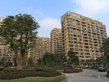 金山万达旁+新上两房+户型好+配套成熟