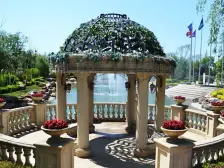 三鼎春天A区精装修两室 南北通透 楼层好 随时入住