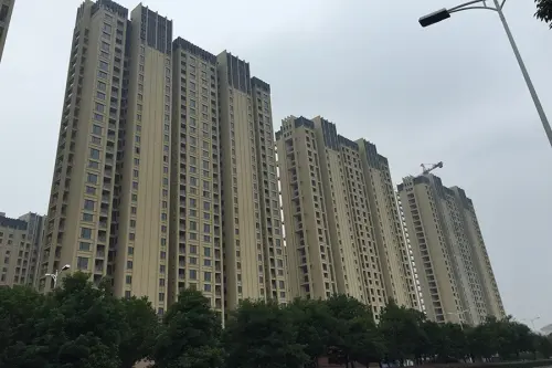 大港御景新城实景图大港御景新城项目现场(2015.07.17)