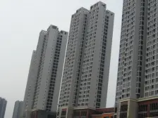 天街轻轨楼上,渝高新城星座,精装大三房,一线看公园