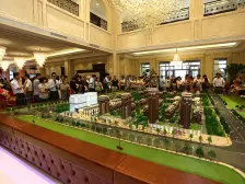 金侨上街精装修小户型 房主诚心卖房 看上 价可议