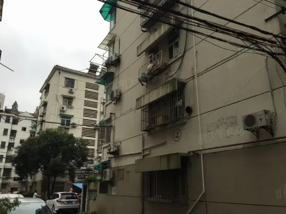 清溪路4号