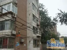 建设路219号四建宿舍 南北通透,采光好 中间楼层