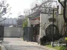 园区东环电梯复式70平露台,楼上挑高高,户型方正