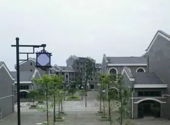 松香翠岭
