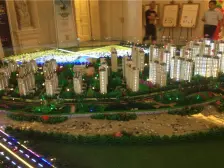 纯人车分流小区 中间楼层 户型好,宽敞明亮 有地暖