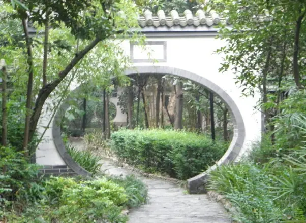 莉之园度假村