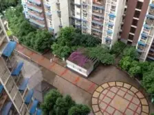 户型方正大两室,交通及生活配套都方便