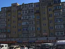 高新海事南北通透二室带菜地精装修拎包即住