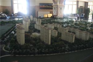 新城区玫瑰郡前排洋房,全天采光,价格能谈