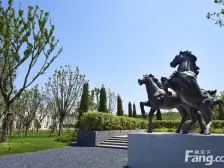 纯独栋 有电梯 全套房 新装修 大花园 满五为一 拎包住