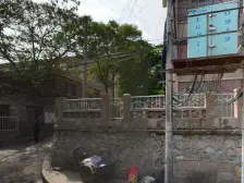 七里河低价四室两厅南北通透交通方便公交站随时过户