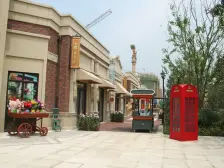 联排小别墅,业主诚意出售,景色佳,带花园,带车位