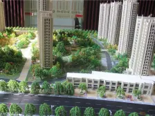 宝华和天下四个房间,中间楼层东边套,看房提前约