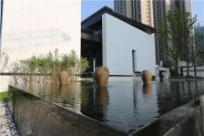 五一广场 上下四层别墅带车位 带前后花园