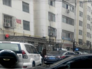 火车站西广场 电梯小高层 年代新 诚心出售