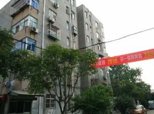 海南小区 三室 户型通透 六楼非顶楼 看房方便