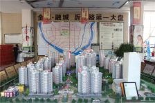 此房精装三室南北通户型前后落地窗带车位,诚心卖