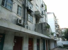 新村路 5室2厅 南 北