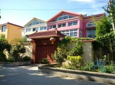 户型好:实用,朝南朝向,采光好。得房率高:格局合理