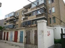 巨龙花园 2室2厅 南 北