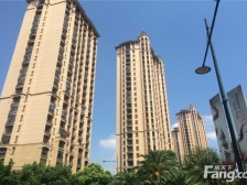 上海星河湾3期 顶楼复式 低于成本价出售 随时看房