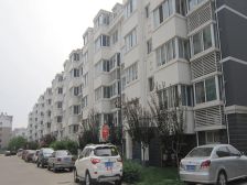 多层4 楼,出行方便,生活方便,价格低。