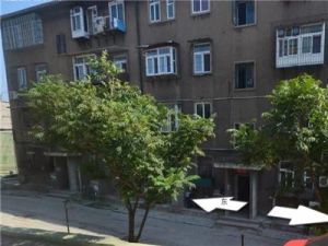 草场社区2室1厅南北