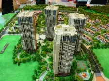 逸园精装底跃 带花园 有车位可出售 通透户型