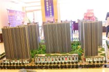 中弘60平方1室中间楼层朝南户型采光好